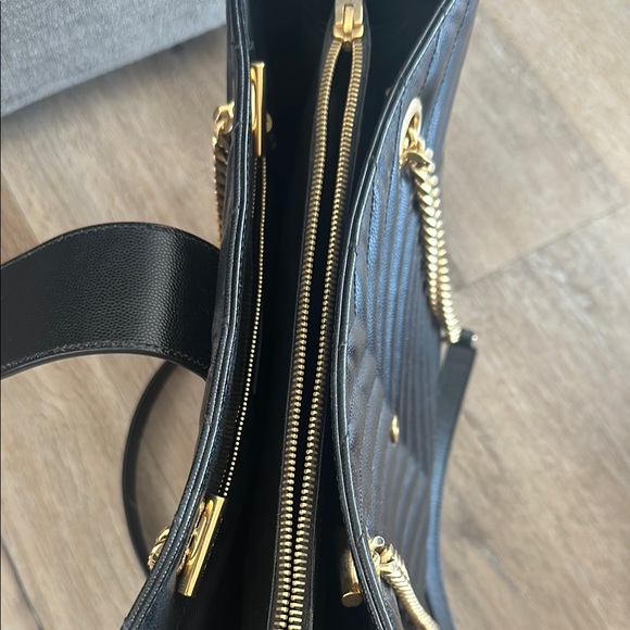 Yves Saint Laurent Black Quilted Leather Bag with Gold Chain - Picture 5 of 14